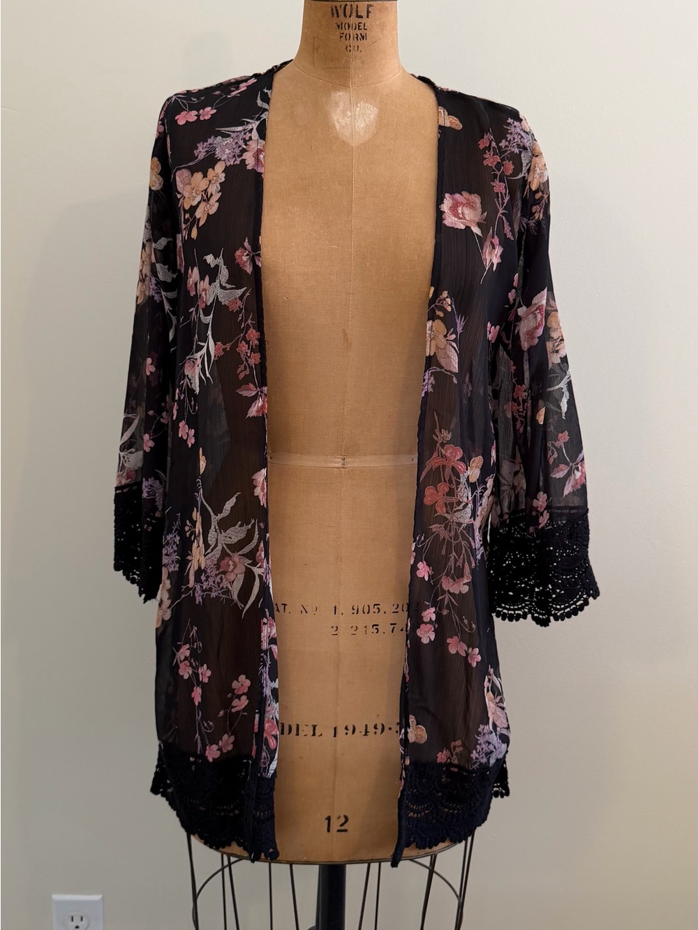 Rewind Sheer Black Floral Lace-Kimono Cardigan